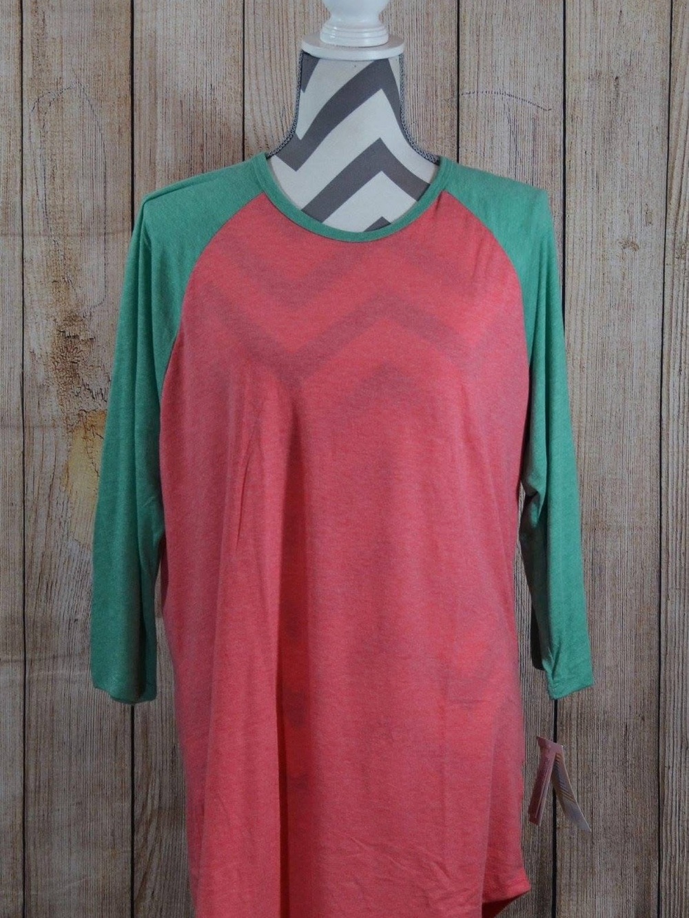LuLaRoe Randy Coral Body with Green Raglan 3/4 Sleeve Top